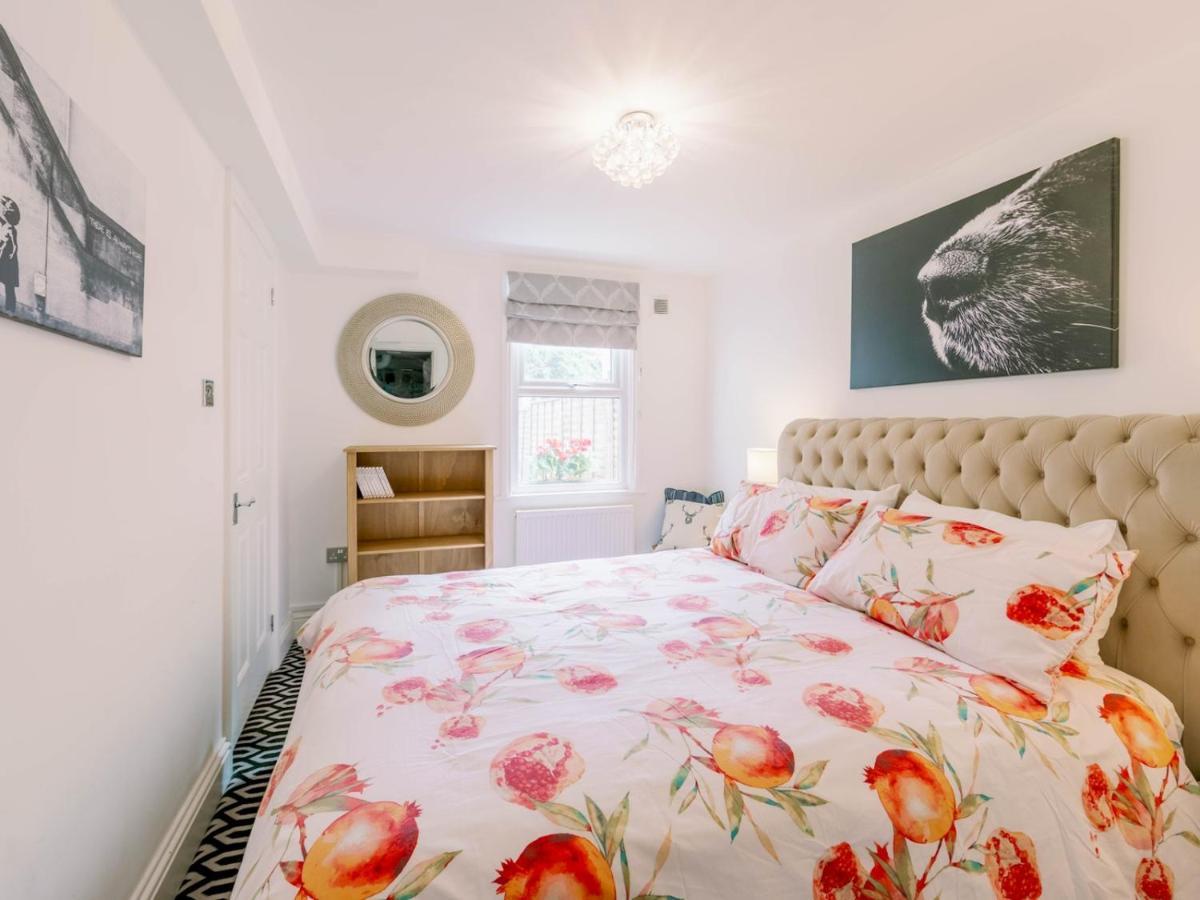 Apartament Pass The Keys Recently Renovated 1Br Flat With Private Garden In South Londyn Zewnętrze zdjęcie